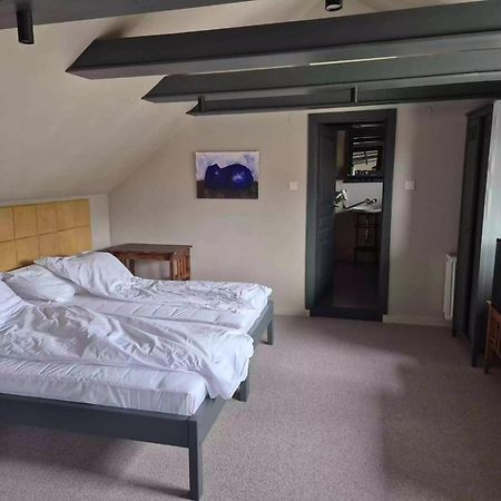 Barka Galeria Hotel Es Etterem Tállya Exteriör bild