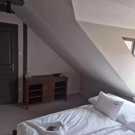 Barka Galeria Hotel Es Etterem Tállya Exteriör bild