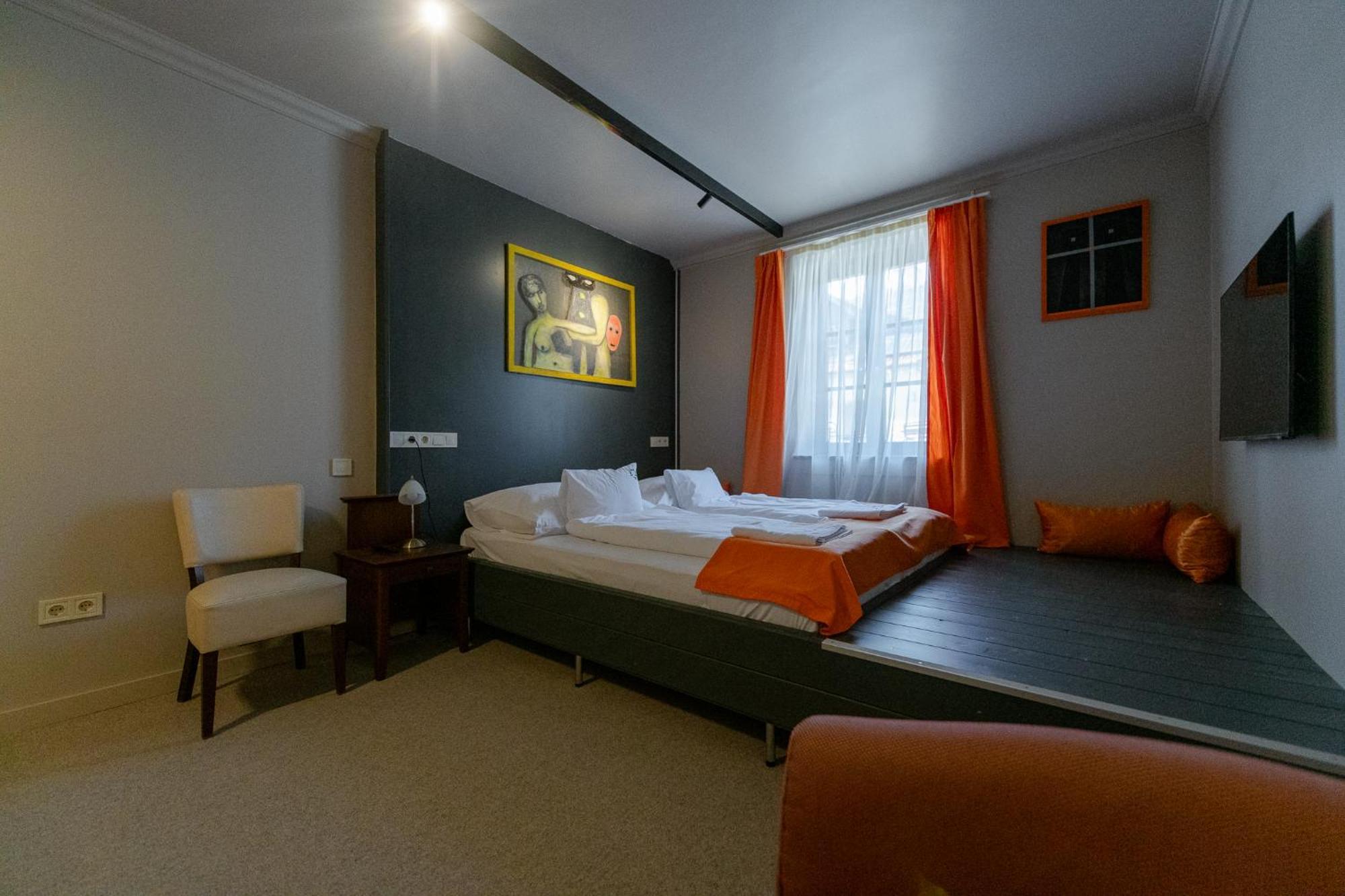 Barka Galeria Hotel Es Etterem Tállya Exteriör bild